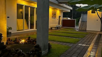 Pintu masuk interior