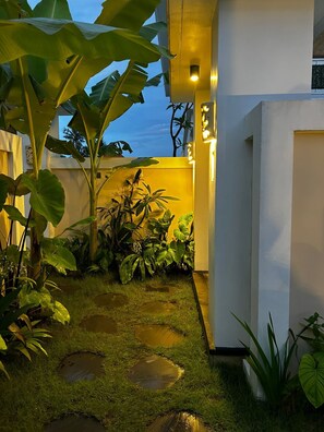 Villa, 4 chambres, piscine privée | Vue sur le jardin