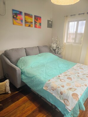 1 bedroom, free WiFi, bed sheets