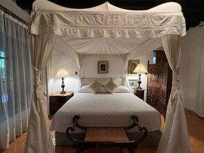 Iron/ironing board, Internet, bed sheets - Avicena Boutique Hotel - Cuernavaca (Cuernavaca)