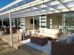 Terrace/patio - Lake Maraetai Escape with hot tub and outdoor living (Mangakino)