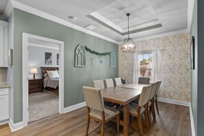 Dining - Private Pool Oasis • Minutes to Navarre Beach (Navarre)