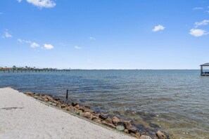 Beach - Private Pool Oasis • Minutes to Navarre Beach (Navarre)