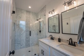 Hair dryer - 3 Bdr Home Close to Downtown Atlanta | 15 mins to FIFA World Cup Matches (East Point)