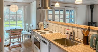 3 bedroom beautiful home in Dronningmølle