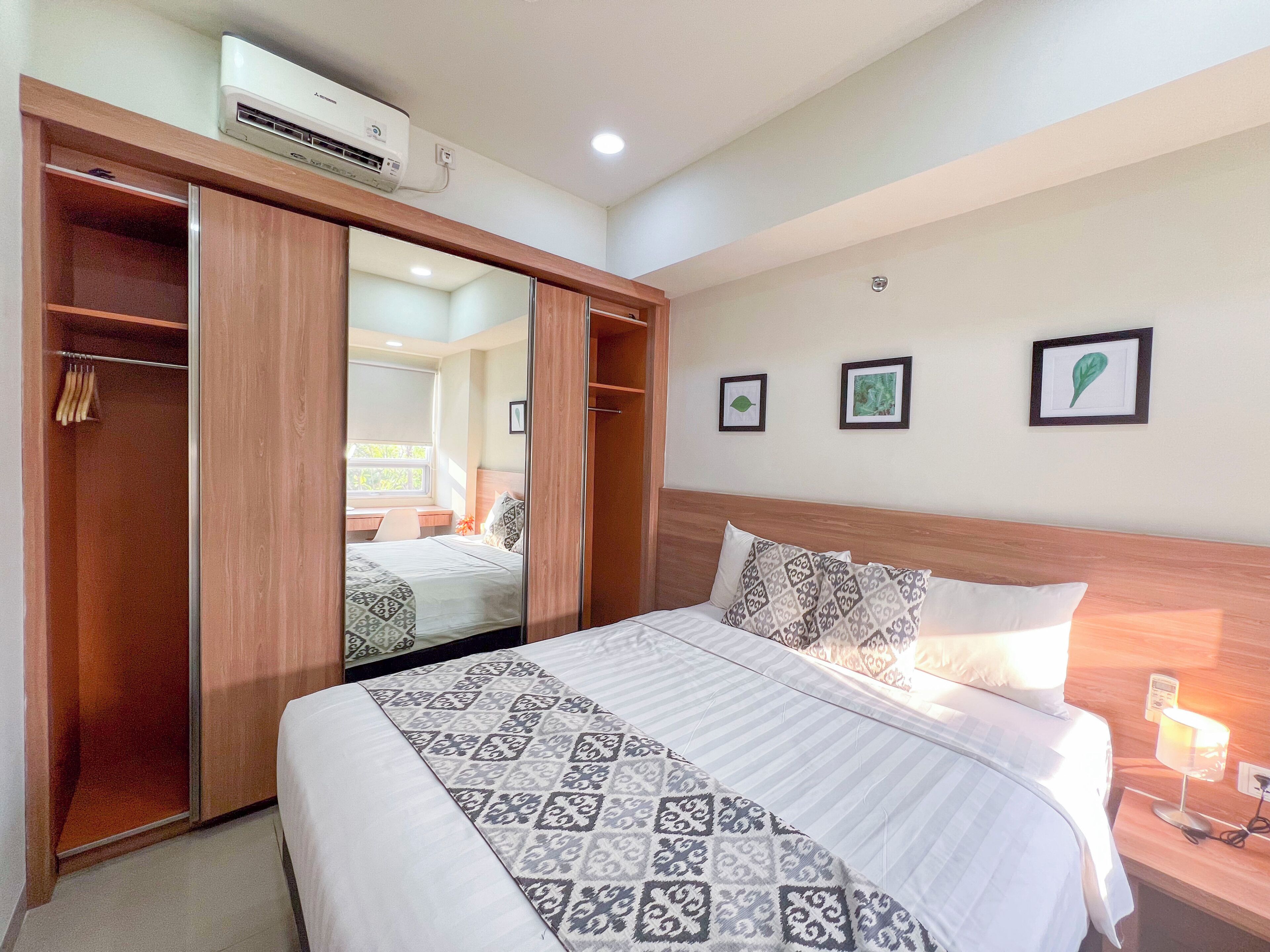 Căn hộ Deluxe, 2 phòng ngủ, ban công, quang cảnh thành phố | Bàn, bàn ủi/dụng cụ ủi quần áo, truy cập Internet không dây miễn phí 