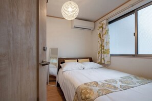 Maison Confort, 4 chambres, non-fumeurs, balcon | Bureau, espace de travail pour ordinateur portable, rideaux occultants