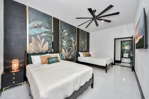 Room - Jungle Dream Oasis- Pool/Pickle Ball/ Game (Houston)