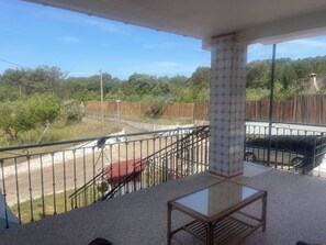 Villa, 4 chambres, balcon | Balcon