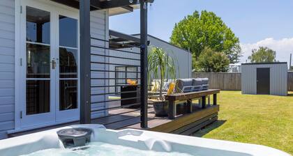 The Miro Haus with hot tub