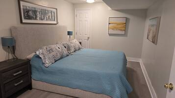 1 bedroom, desk, iron/ironing board, free WiFi