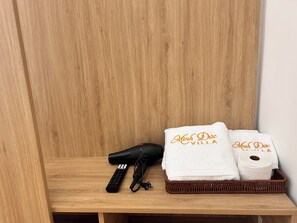 基础别墅 | 浴室服务设施