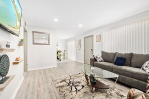 Living area - Charming Dallas 2BR Retreat (Dallas)