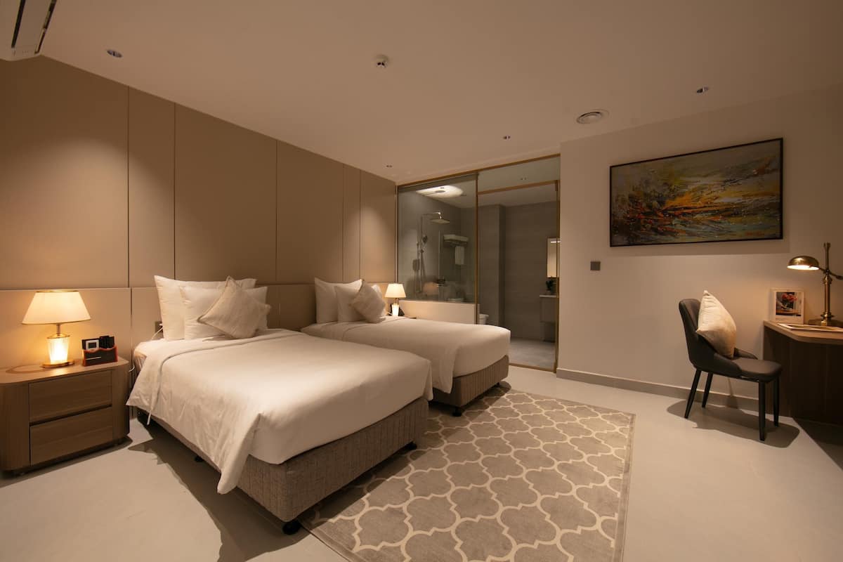 Deluxe Double or Twin Room (Internal Window)