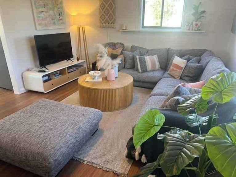 The Nest, Wifi - No Pets - Robe