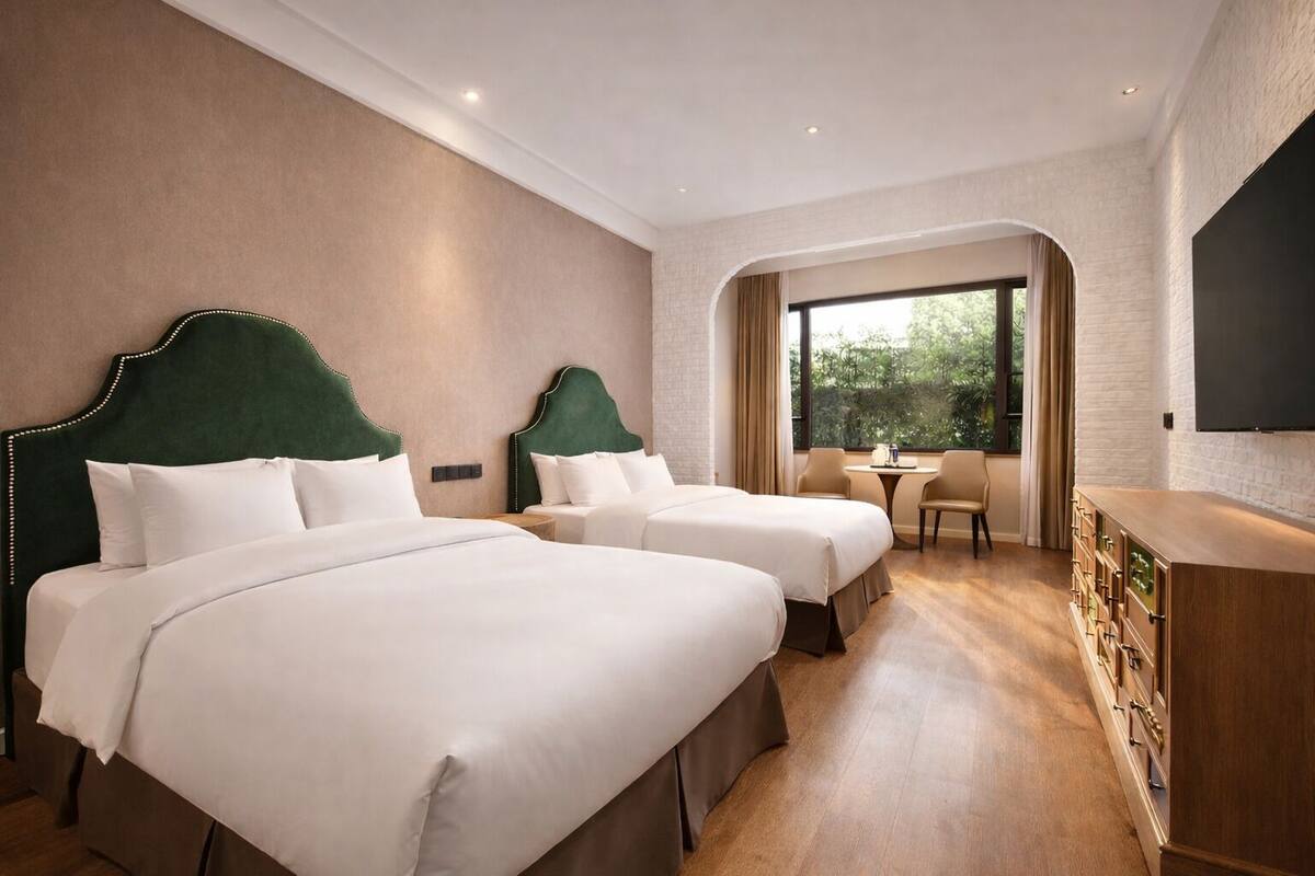 Comfort Twin Room, 2 Queen Beds, Garden View