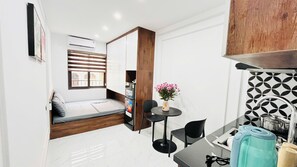Room - Aira Apartment Khuong Thuong (Kim Lien)