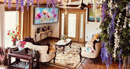 Amazing 6-bedroom mansion, Naperville-Aurora, Bridgerton Inspired.