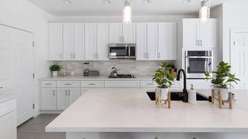 Microwave, oven, stovetop, dishwasher