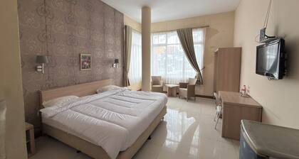 Guesthouse Anggrek BSD
