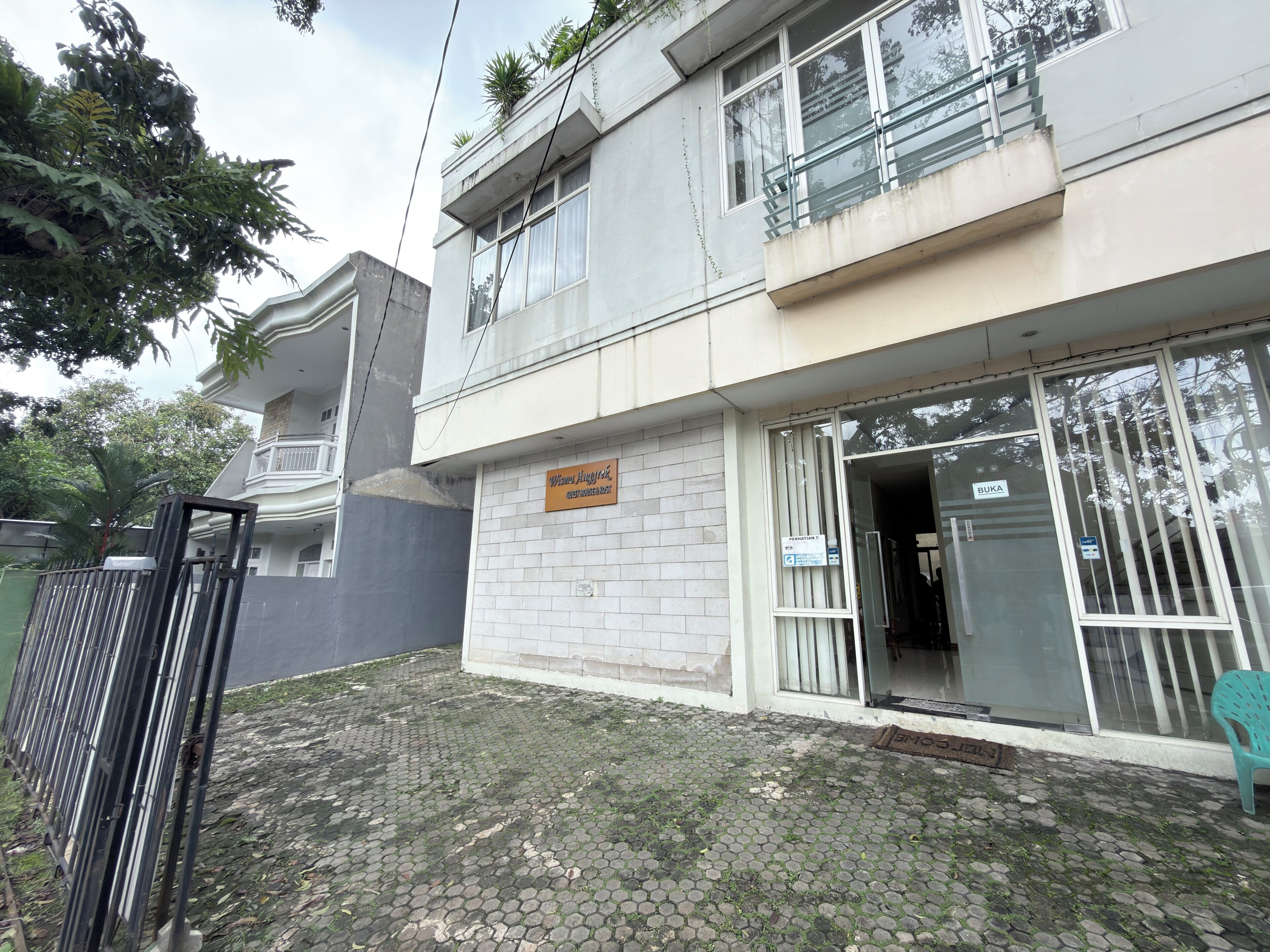 Exterior