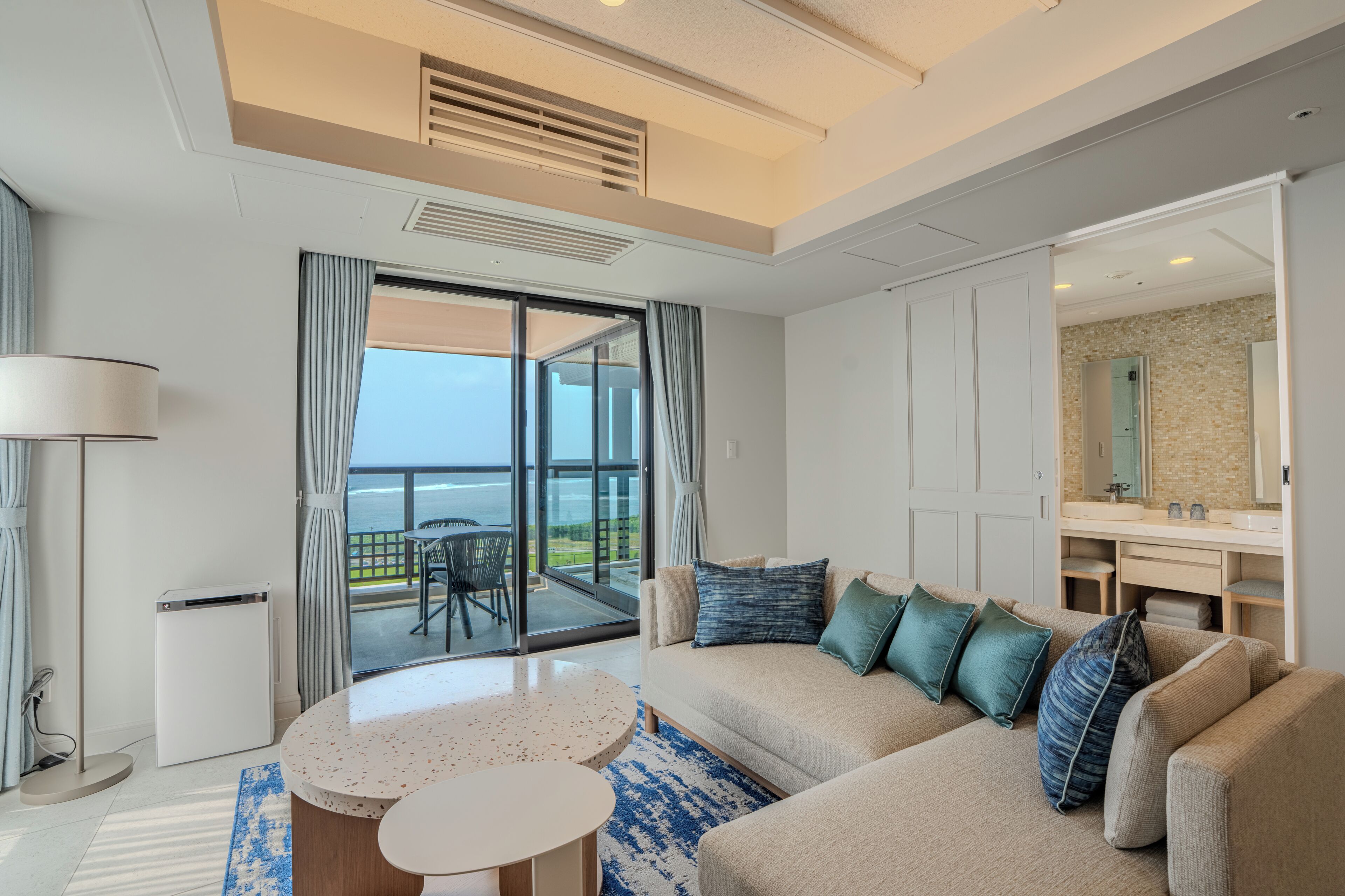 Executive room with Ocean View, include Lounge Access, Non Smoking