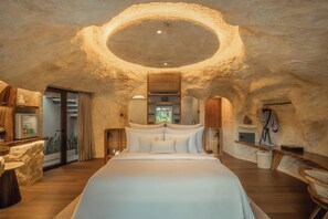 1 Bedroom Plunge Pool with Lagoon Access