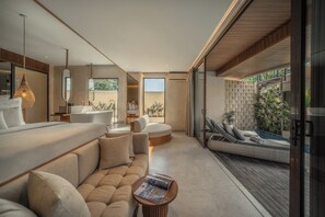 Grand Suite Room with Lagoon Access