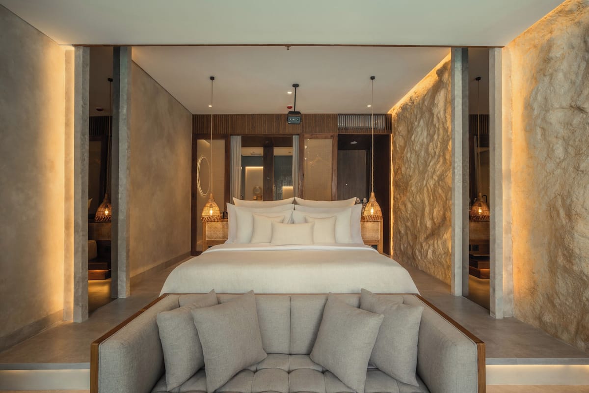 Suite Room with Lagoon Access | Bộ đồ giường cao cấp, minibar, truy cập Internet không dây miễn phí