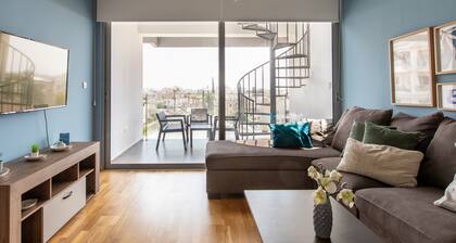 Jay's 2-BR Apt & Terrace in Larnaca
