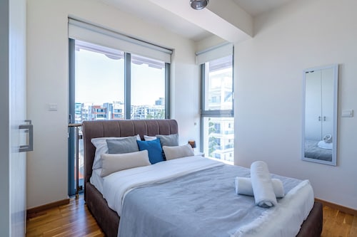 Jay's 2-BR Apt & Terrace in Larnaca