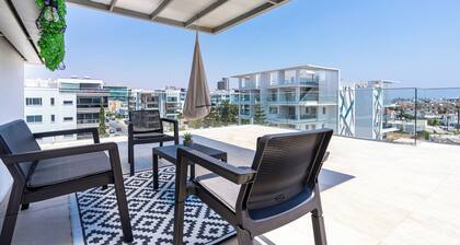 Jay's 2-BR Apt & Terrace in Larnaca