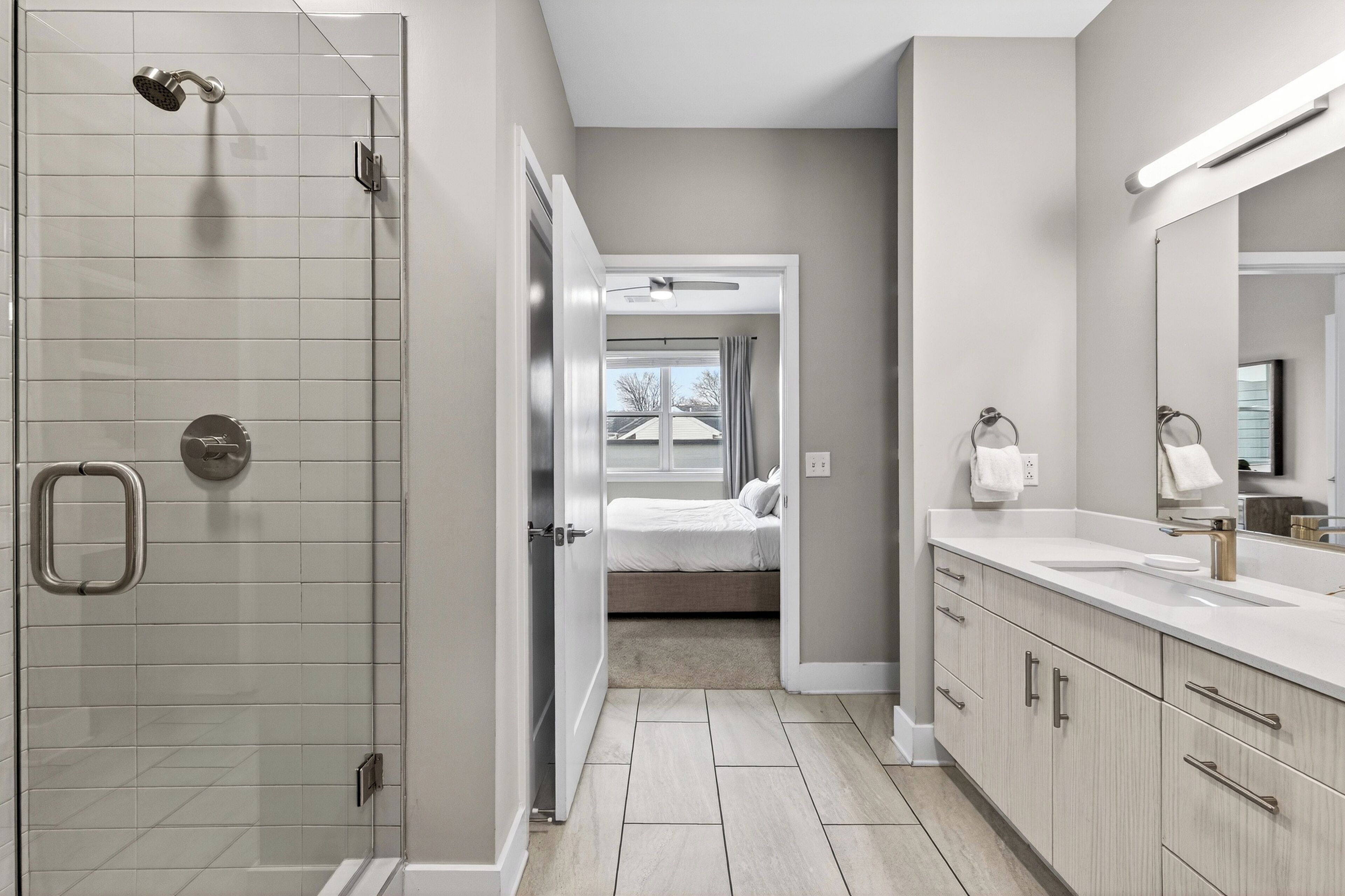 Appartement, 2 chambres | Salle de bain
