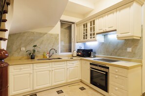 Private kitchen - Beloved Summer - 4BR Cozy & Peaceful with Elevator (Hà Nội)
