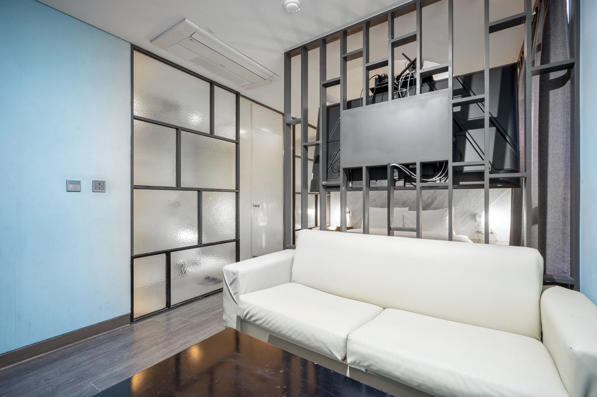 Deluxe Room | Desk, free WiFi