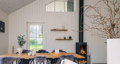 5 Star Holiday Home in Brovst