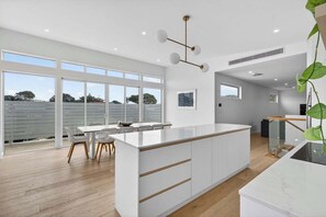 Interior - 15A Charteris St, Port Elliot Walk to Horseshoe Bay (Port Elliot)