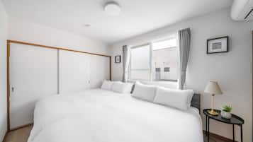 Apartment | Iron/ironing board, free WiFi