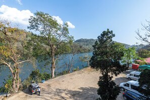 Classic Apartment | Property grounds - ALAYA STAYS Lakefront Suite Naukuchiatal (Siloti Pant)