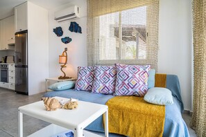 Apartemen, 1 Tempat Tidur Double, dapur, pemandangan laut | Area keluarga | Smart TV, Netflix, dan layanan streaming