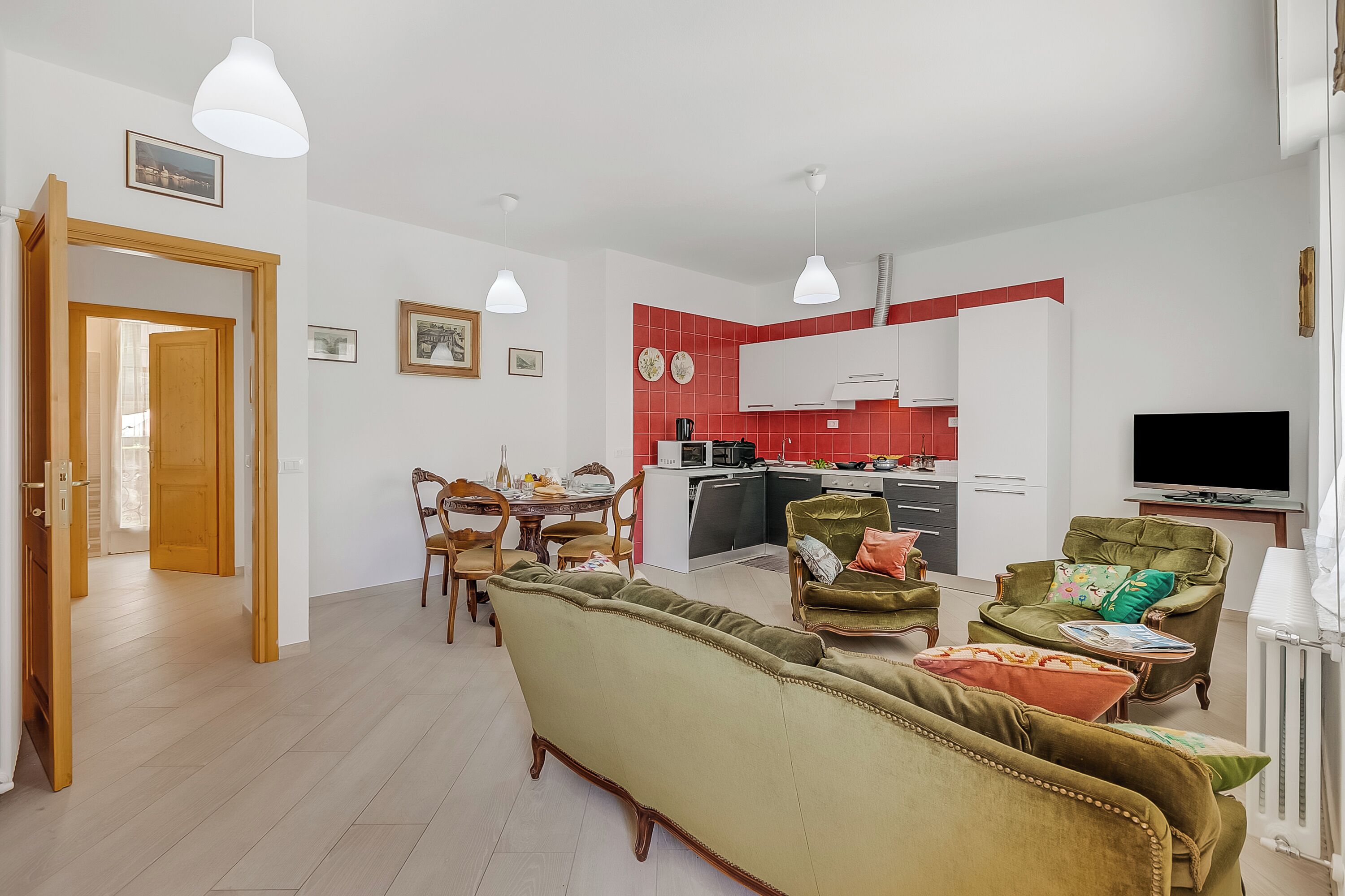 Family Apartment, Multiple Bedrooms, Beachside (Casa Adelina Garden Stresa Center) | Living area