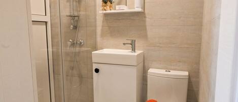 Departamento familiar, 2 habitaciones, 2 baños (Well Located Modern Apart Balluta Bay) | Baño