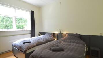 2 bedrooms, internet