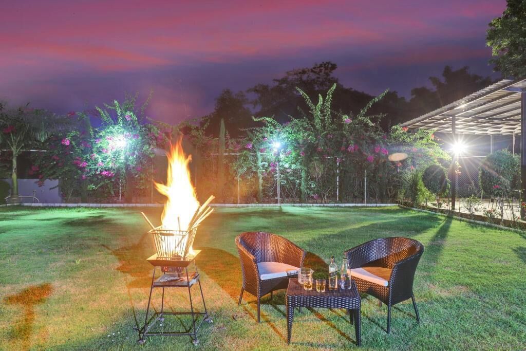 Deluxe Villa, Garden View | Property grounds