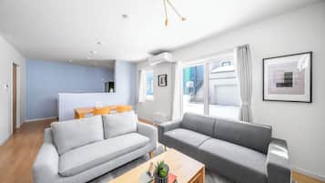 Apartment | Living area