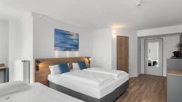Superior-Doppelzimmer | Kostenlose Minibar, Schreibtisch, laptopgeeigneter Arbeitsplatz