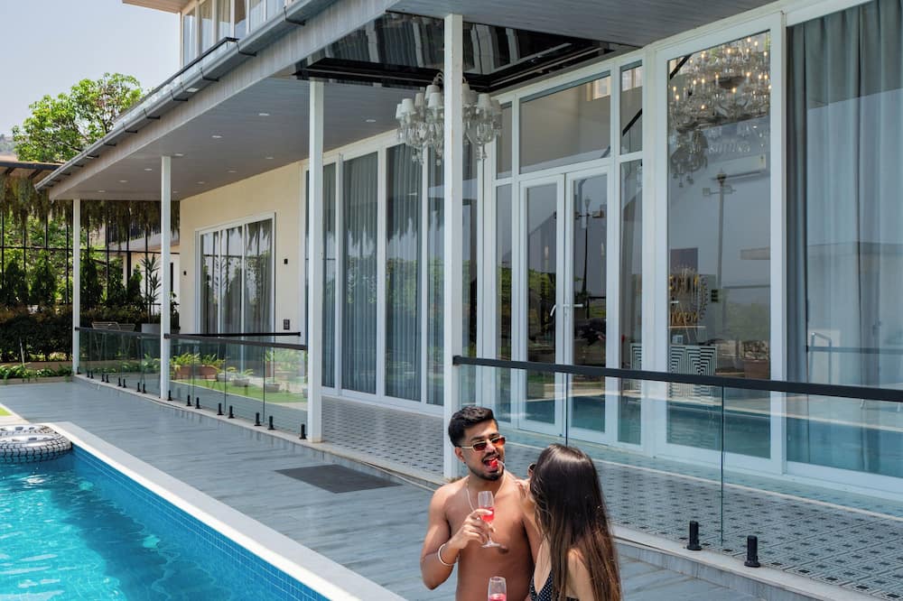 ELIVAAS Tuscan 5BHK Villa with Pvt Pool