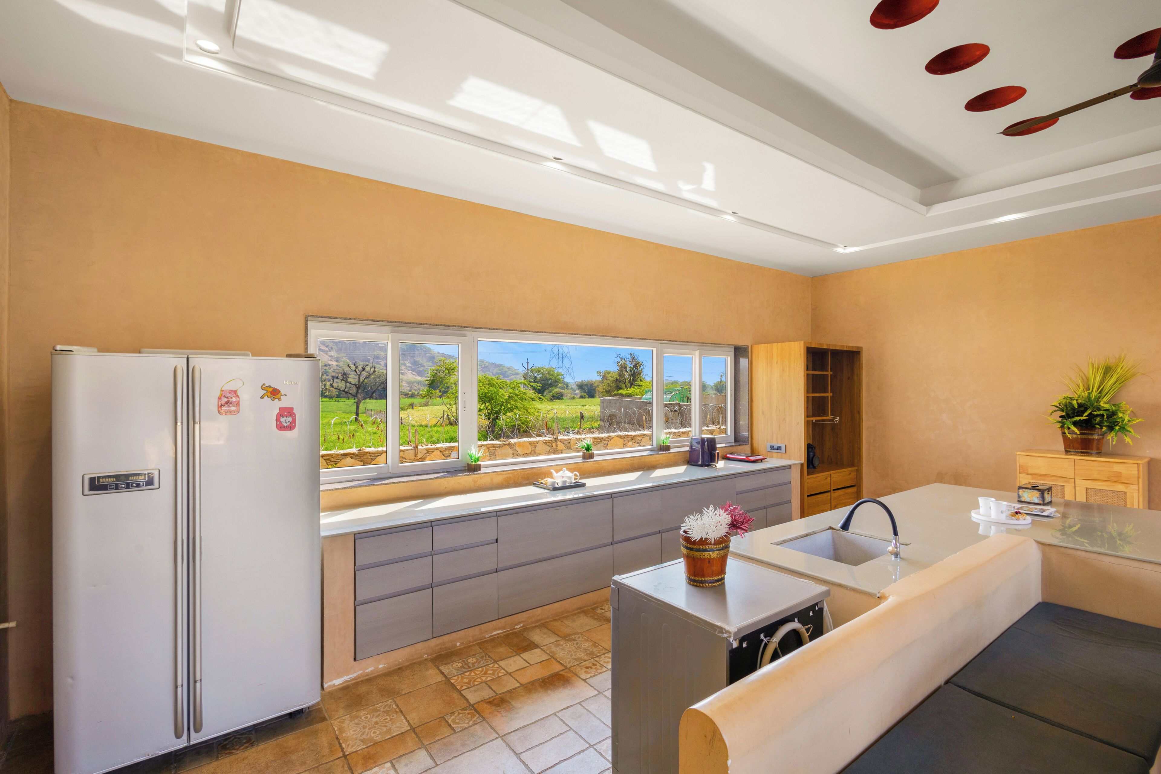 Standard Villa | Private kitchen | Fridge, microwave, stovetop, toaster