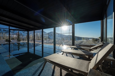 ZAFARON PREMIUM HOTEL 