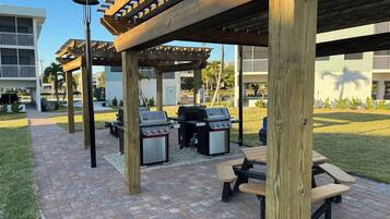 BBQ/picnic area